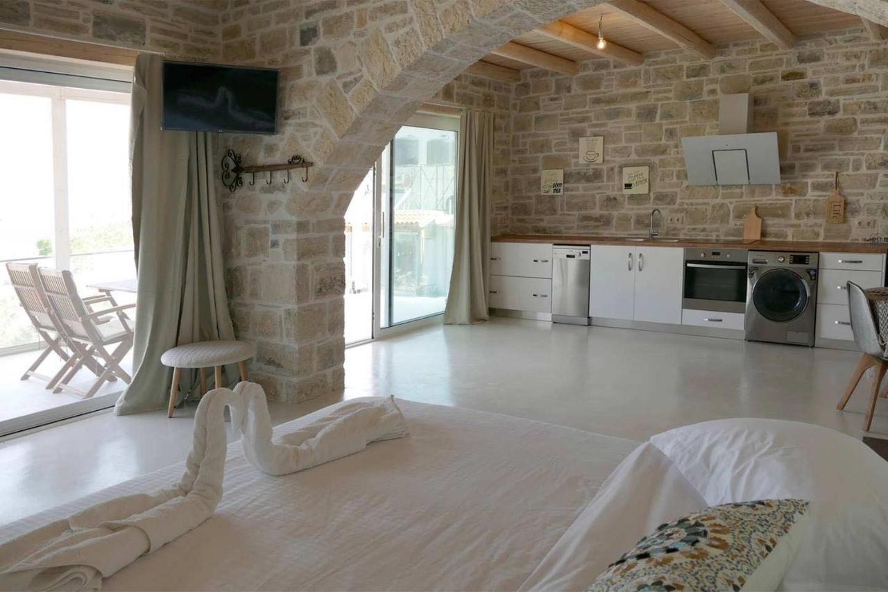 Villa Selini Luxury Apartment マタラ エクステリア 写真